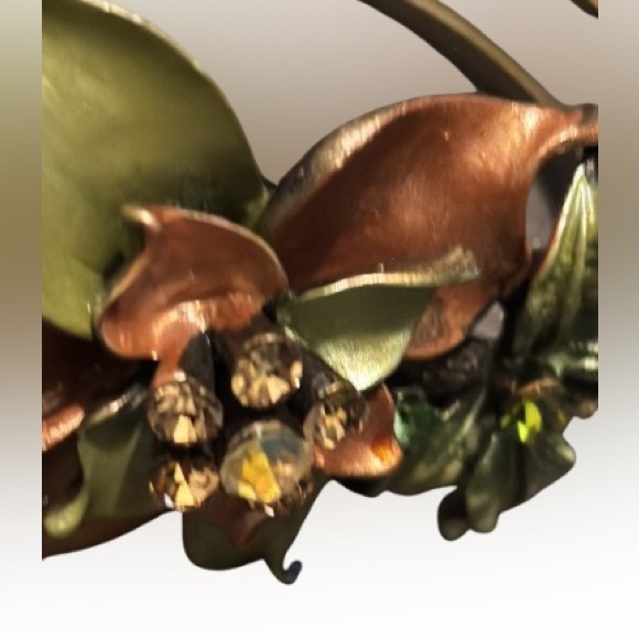 2/$30 Unique Floral Metallic Bracelet with Rhinestones - Picture 12 of 12